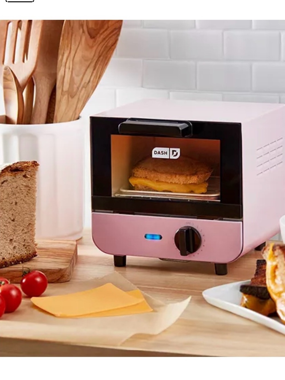Dash Pink Mini Toaster Oven